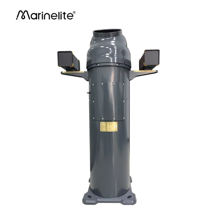Námořní magnetický kompas